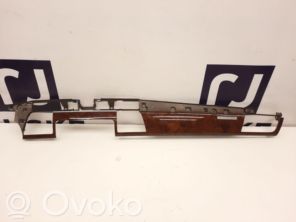 Panel trim   1254090,4658300