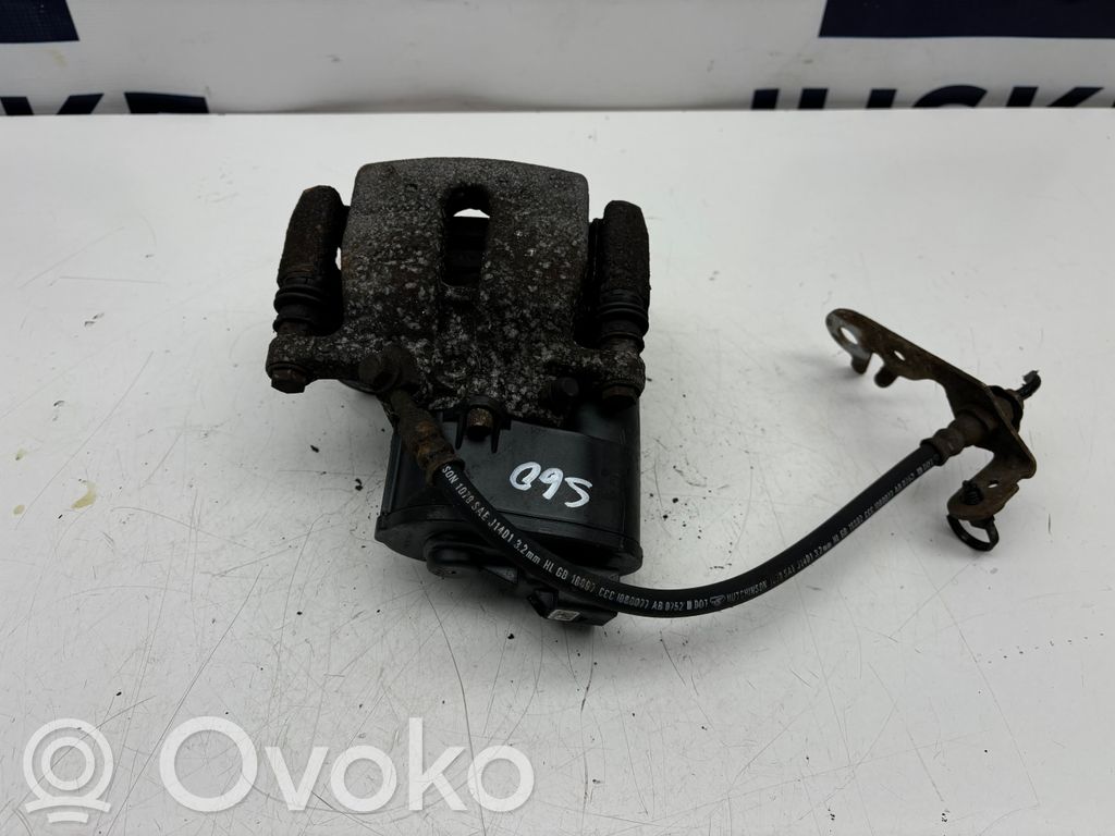 Volvo S60 Takajarrusatula 