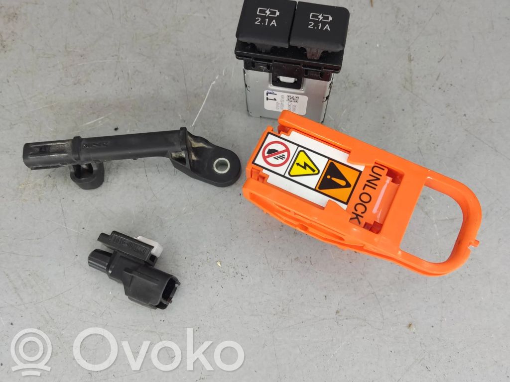 Lexus RX 450H Keyless system antenna 