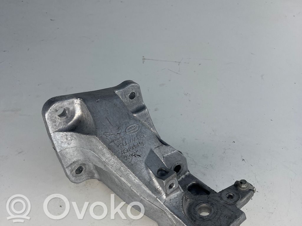 Land Rover Defender Engine mounting bracket 