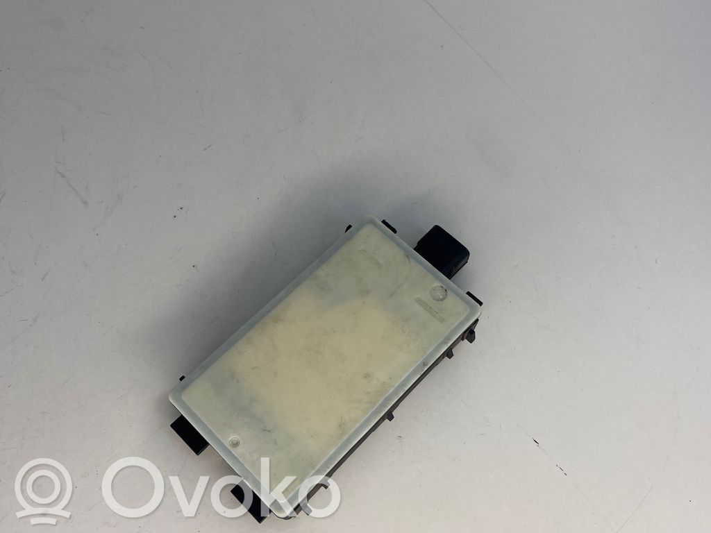 BMW 7 G70 Blind spot module 