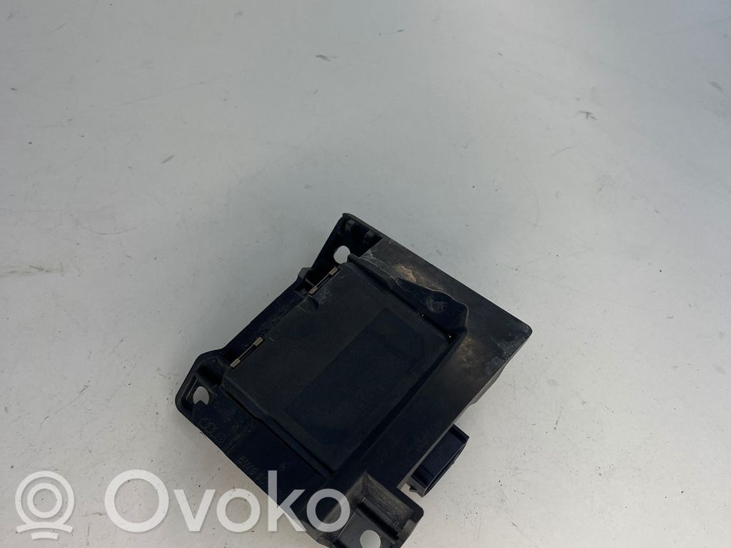 Audi A4 S4 B9 Distronic sensor radar 