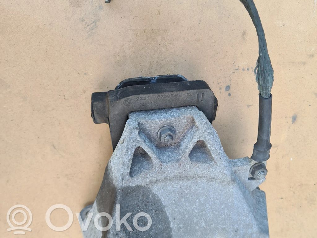 BMW 5 F10 F11 Gearbox mounting bracket 