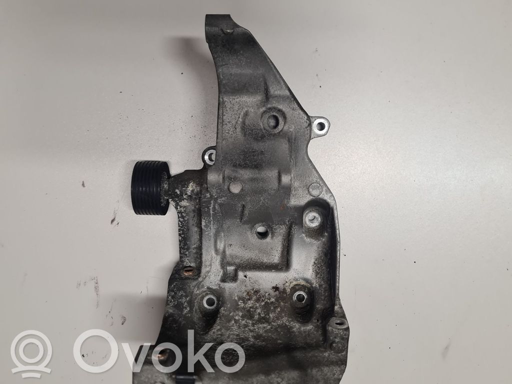 BMW 5 GT F07 Mocowanie alternatora 