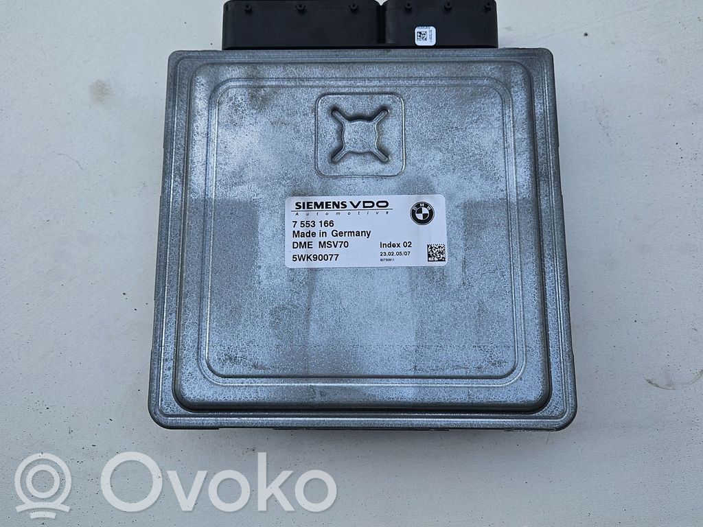 BMW 5 E60 E61 Engine control unit/module 