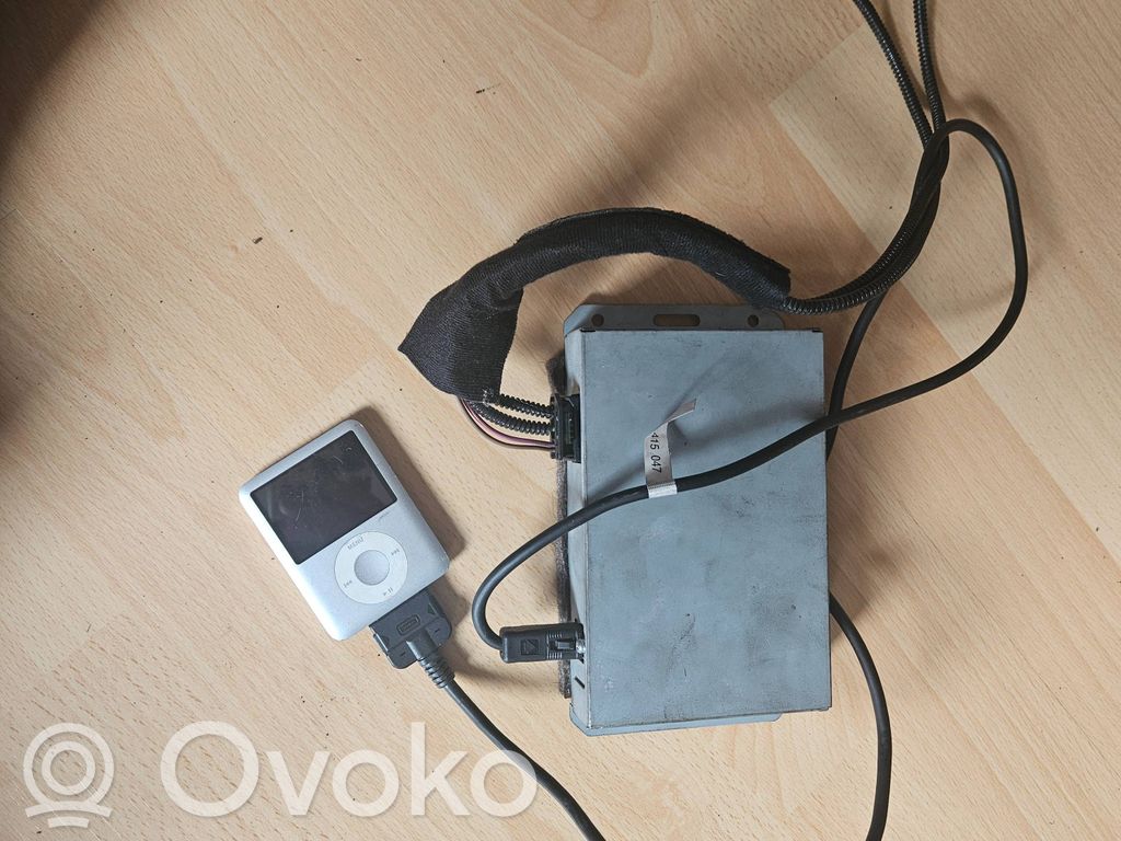 BMW 5 E60 E61 iPod connector socket 