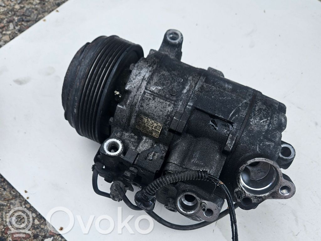 BMW 5 E60 E61 Ilmastointilaitteen kompressorin pumppu (A/C) 