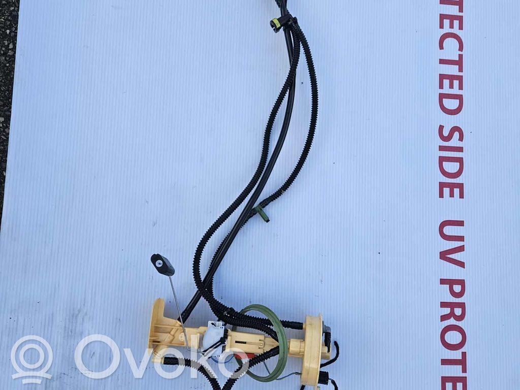 BMW X5 E70 Fuel level sensor 