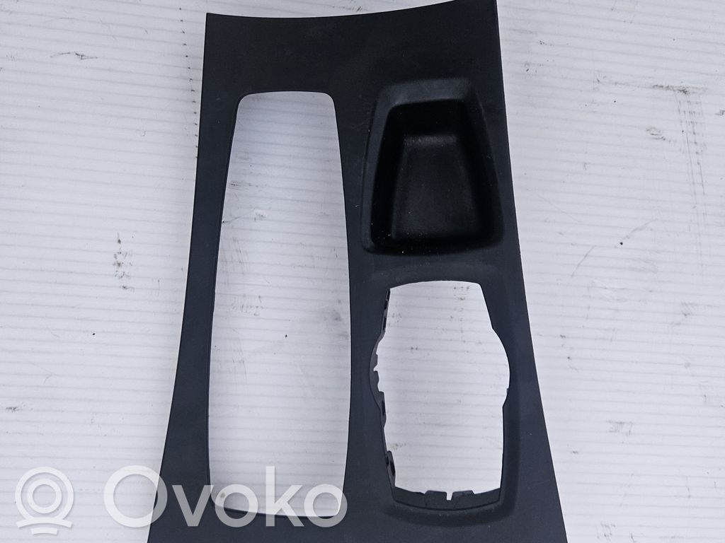 BMW X5 E70 Other center console (tunnel) element 