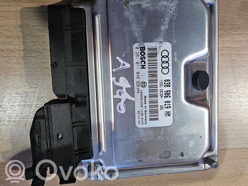 Audi A4 S4 B6 8E 8H Engine control unit/module 