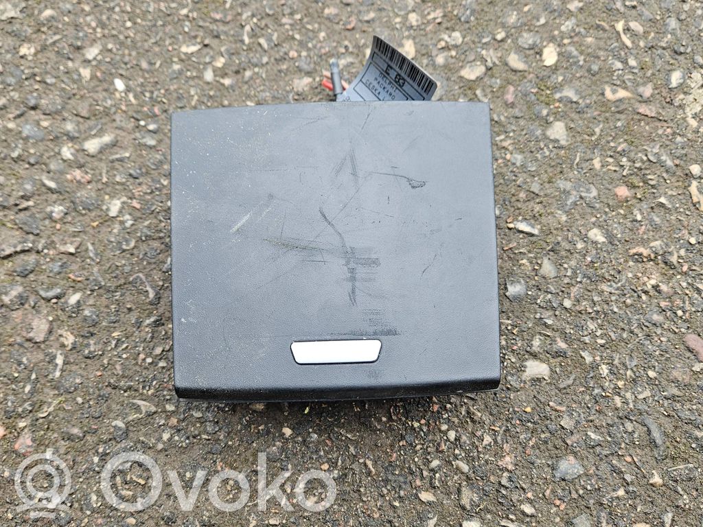 BMW X3 E83 Zigarettenanzünder hinten 