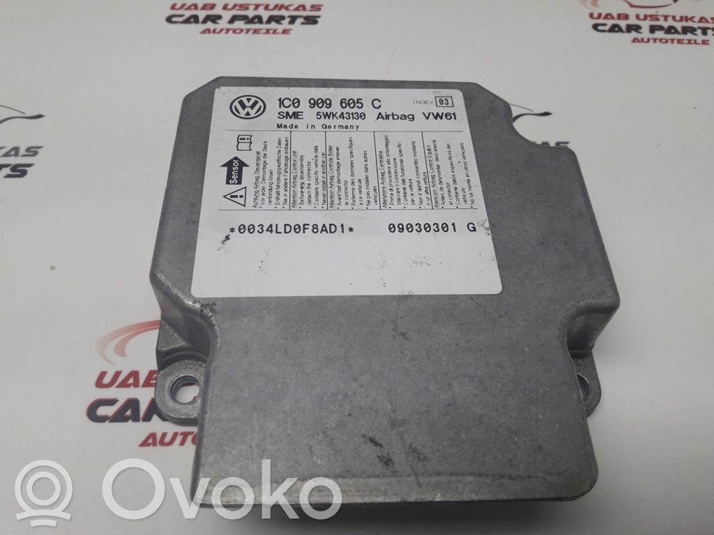 Volkswagen PASSAT B5.5 Sterownik / Moduł Airbag 