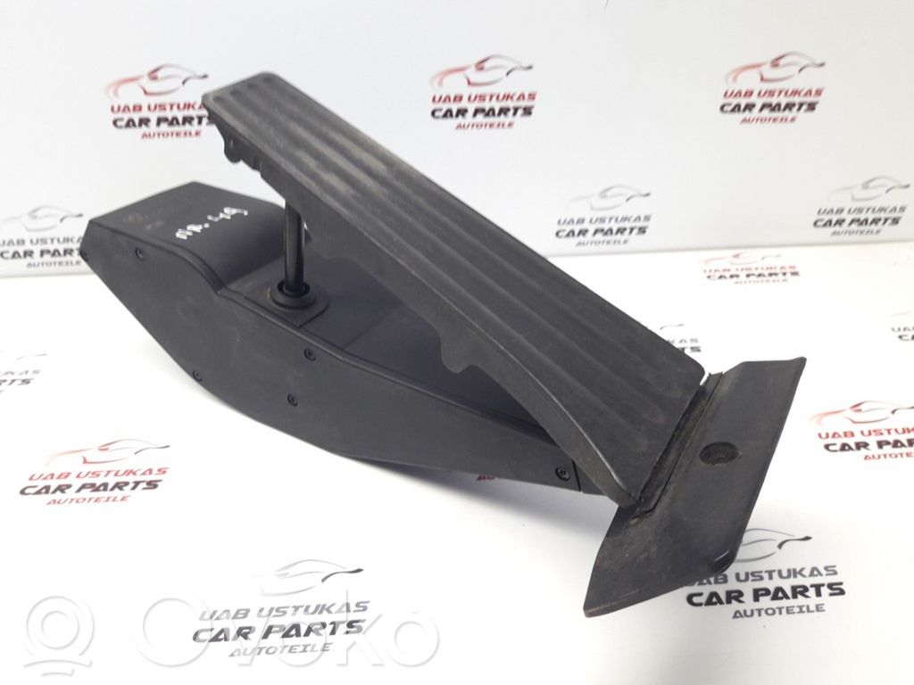 BMW 5 E60 E61 Akceleratoriaus pedalas 
