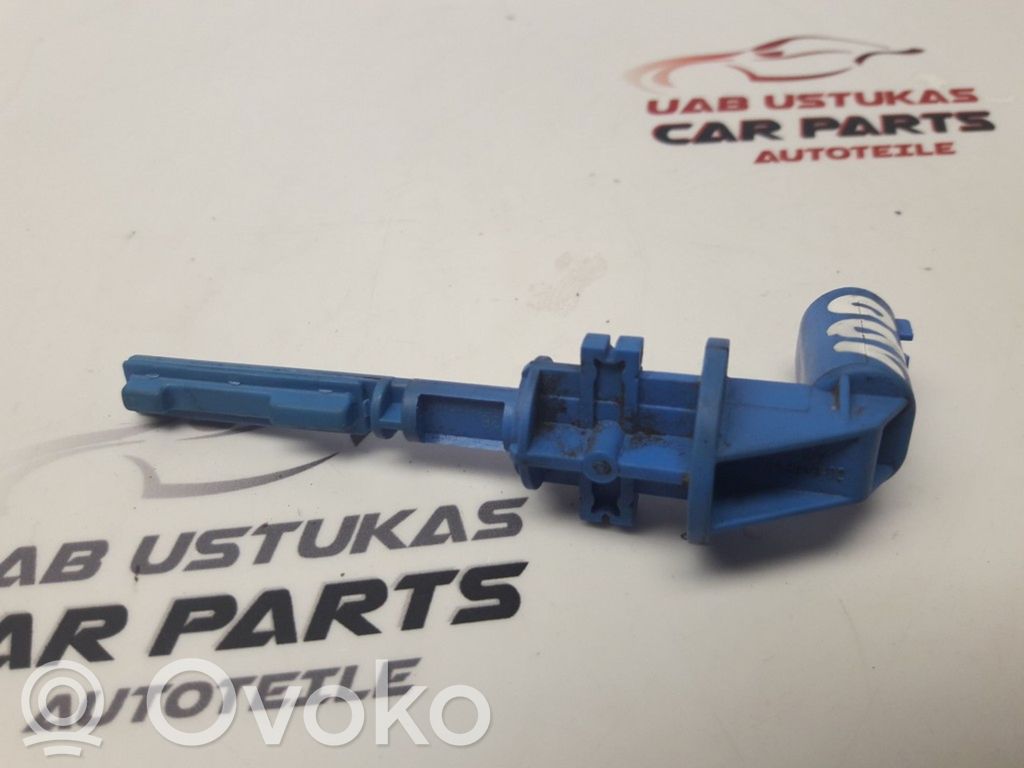 BMW 1 E81 E87 Coolant level sensor 