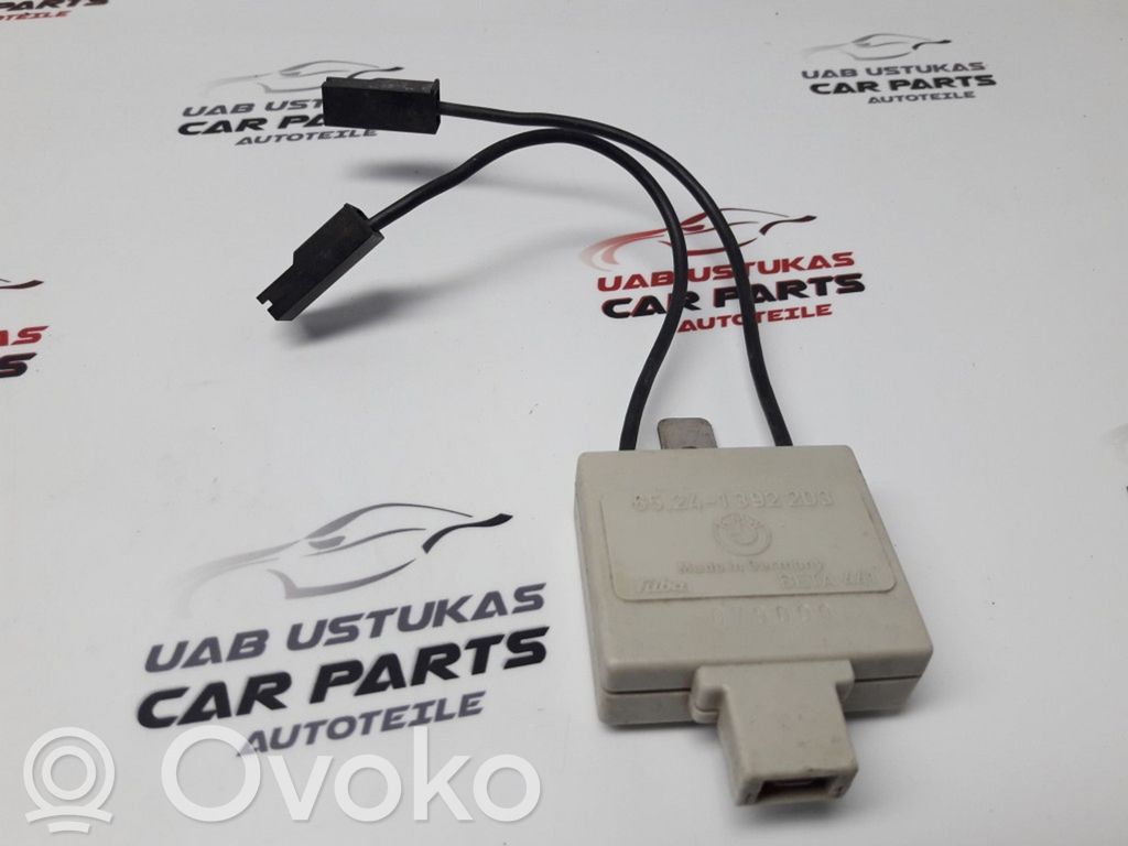 BMW 5 E34 Antenos stiprintuvas 