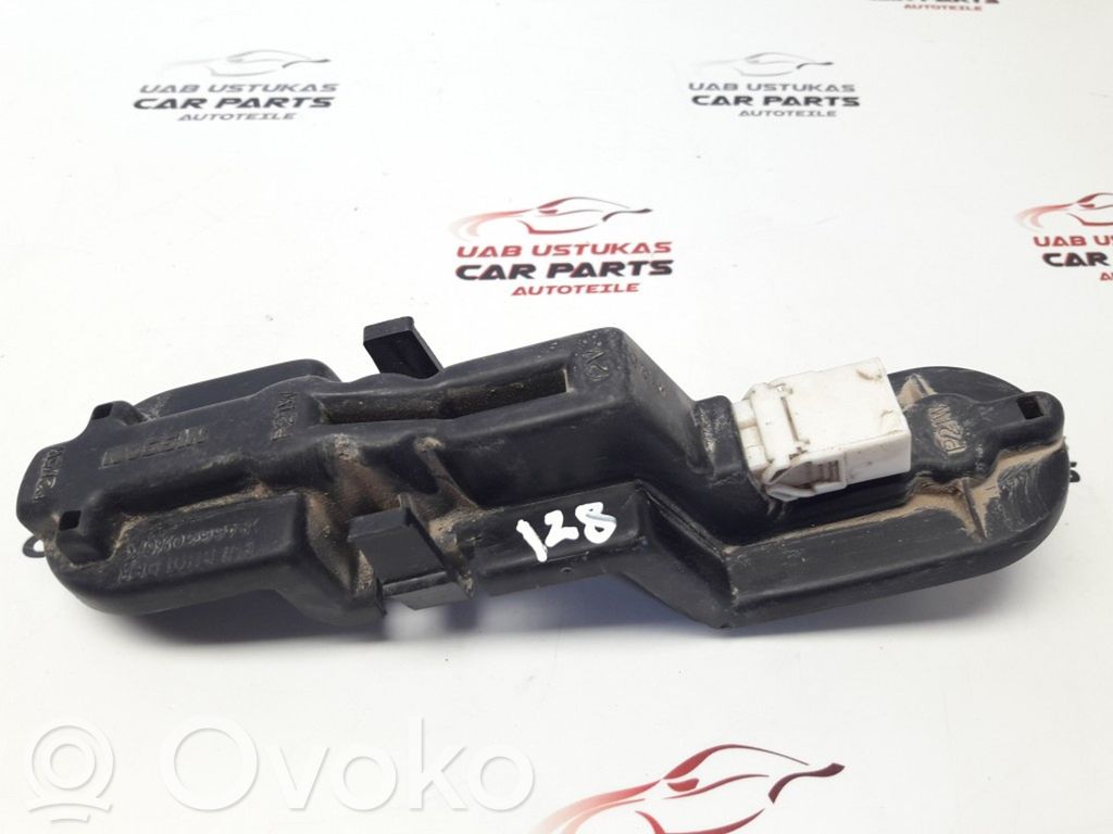 Nissan Micra Element lampy tylnej 