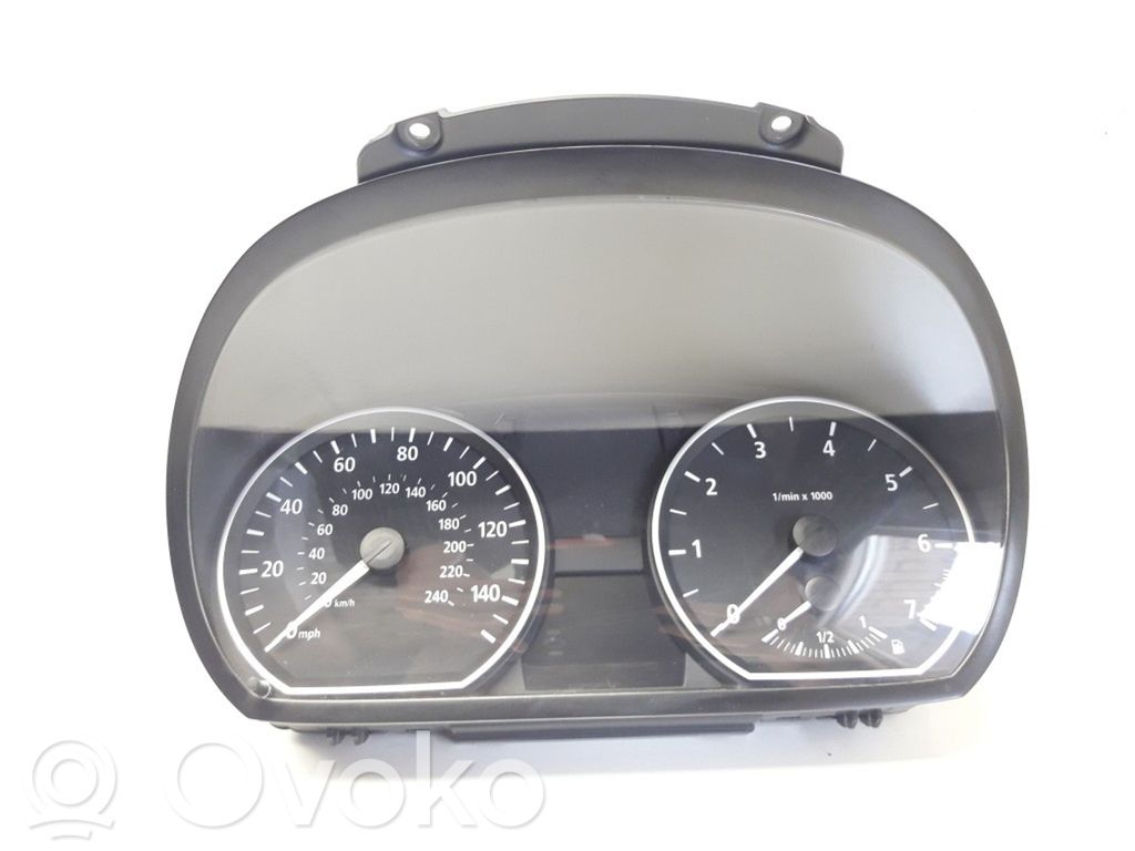 BMW 1 E81 E87 Spidometrs (instrumentu panelī) 