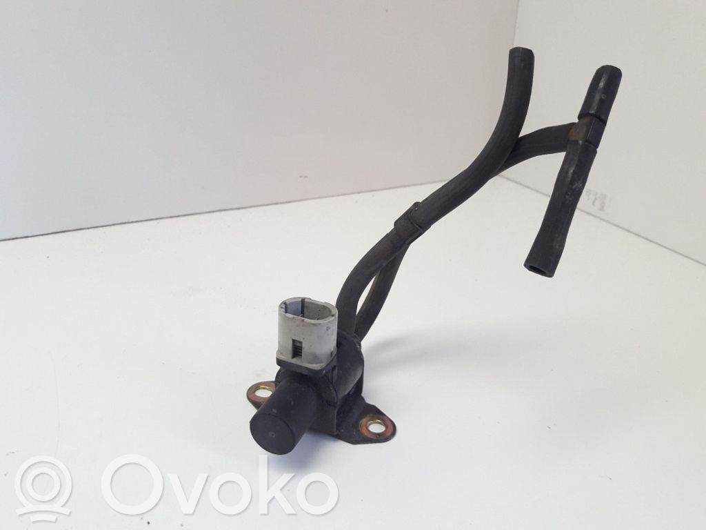 Volvo S40, V40 Válvula de vacío 