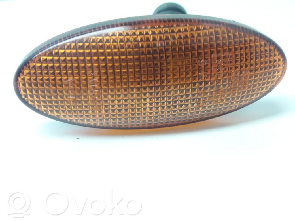 Opel Vectra B Front fender indicator light 