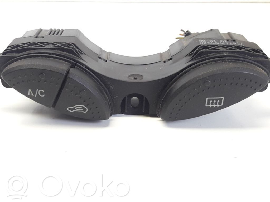 Ford Focus Windscreen/window heater switch 