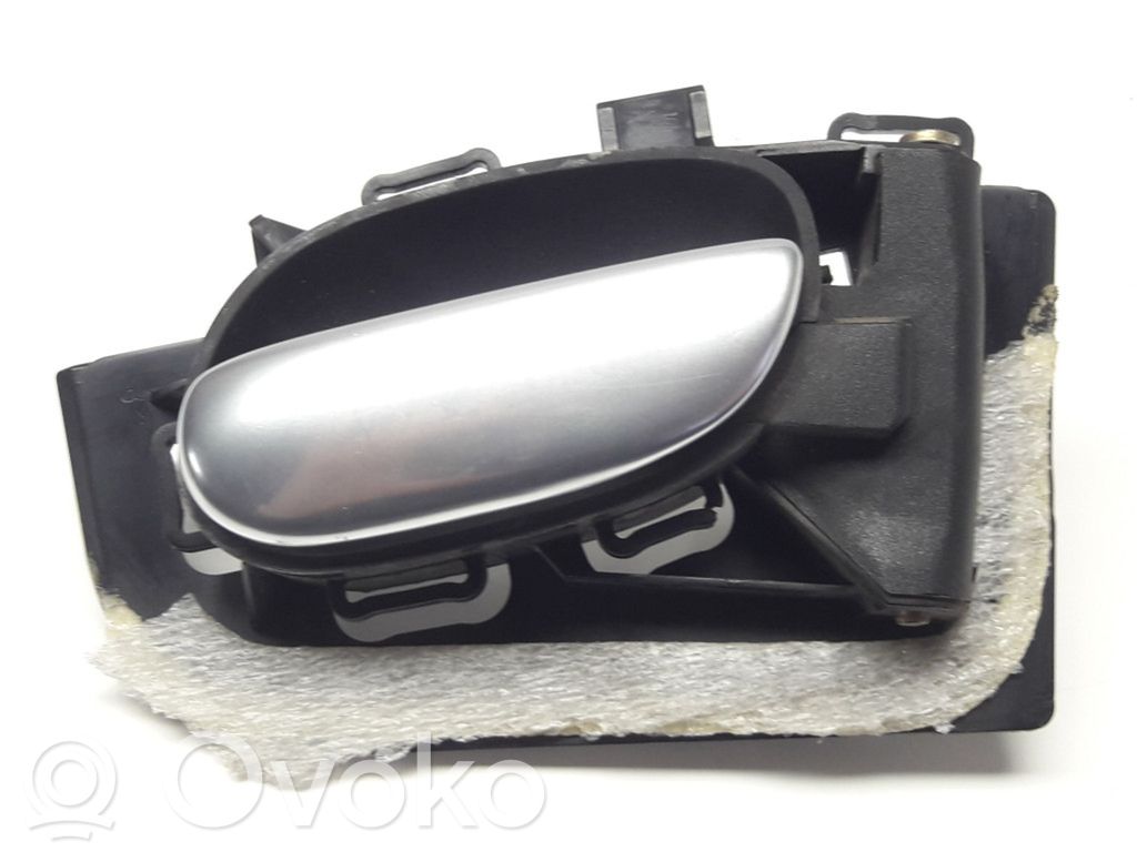 Peugeot 206 Front door interior handle 