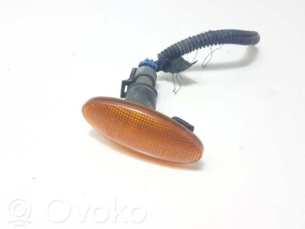 Opel Vectra B Front fender indicator light 