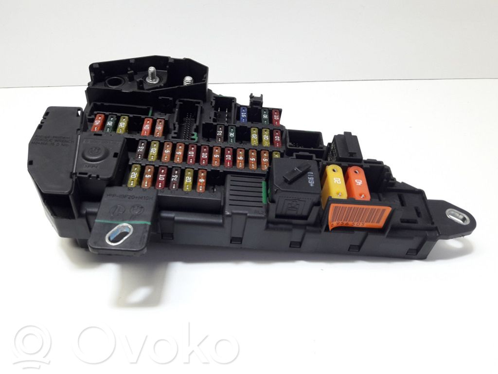 BMW 5 E60 E61 Fuse module 