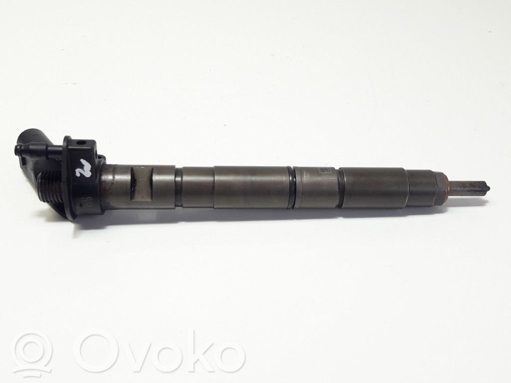 Audi A8 S8 D3 4E Fuel injector 