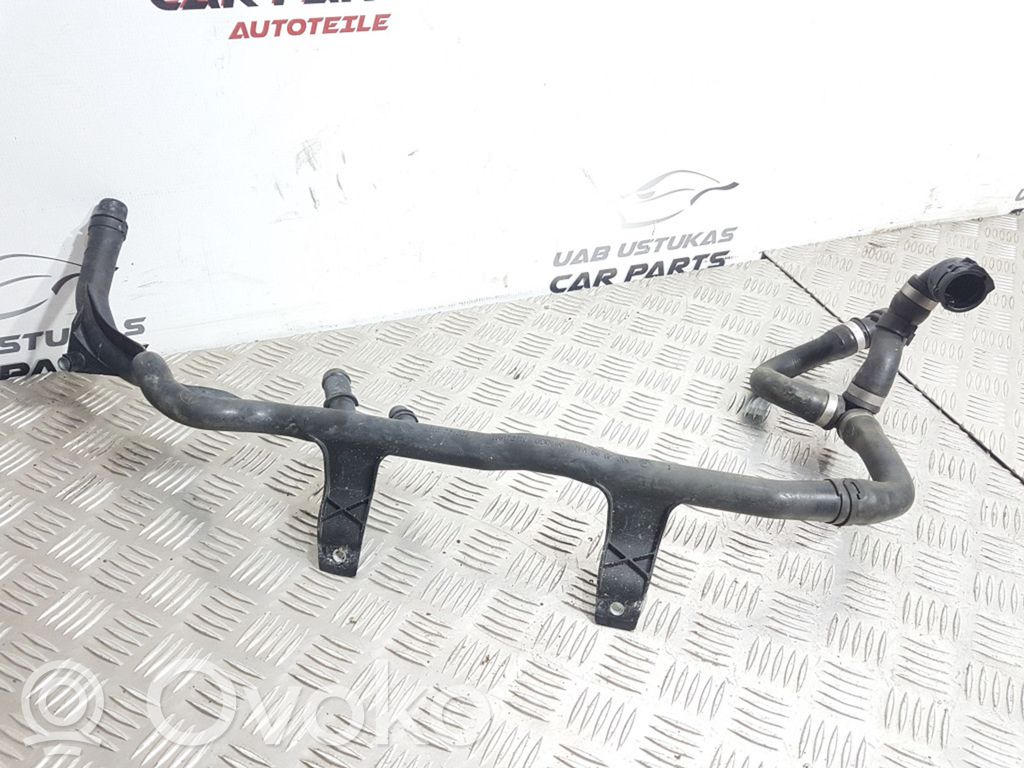 BMW 1 E81 E87 Engine coolant pipe/hose 