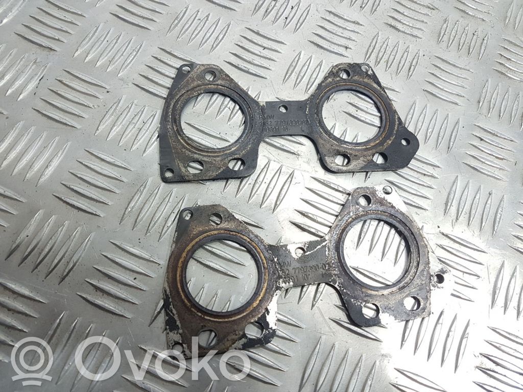 BMW 5 E60 E61 Muut pakosarjan osat 