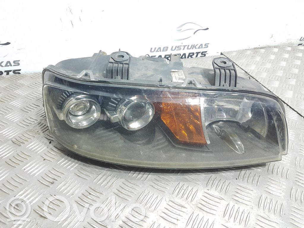 Fiat Punto (176) Scheinwerfer 