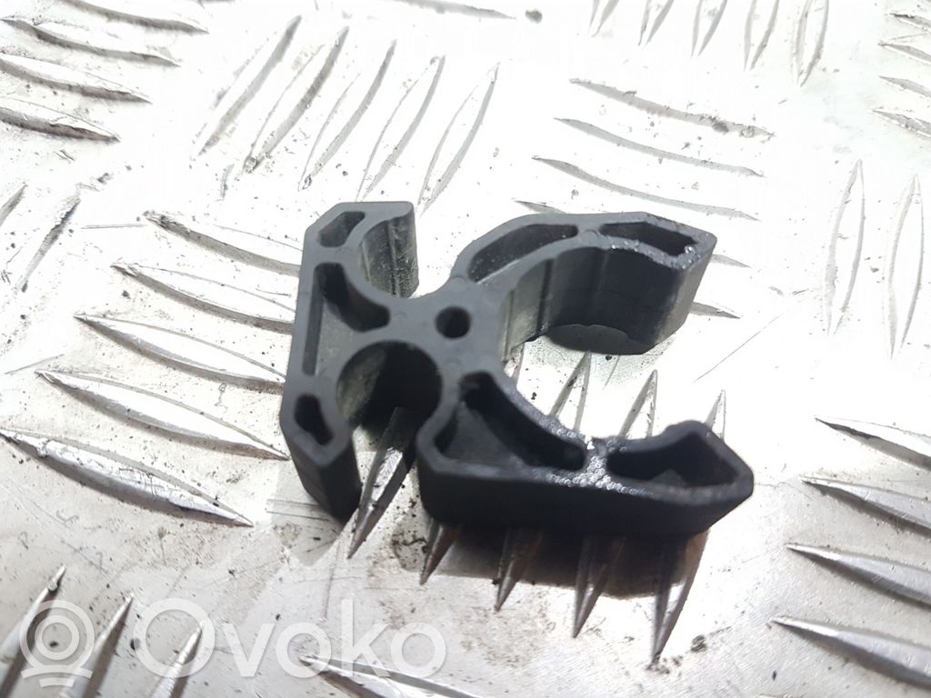 Ford Mondeo MK IV Other engine bay part 