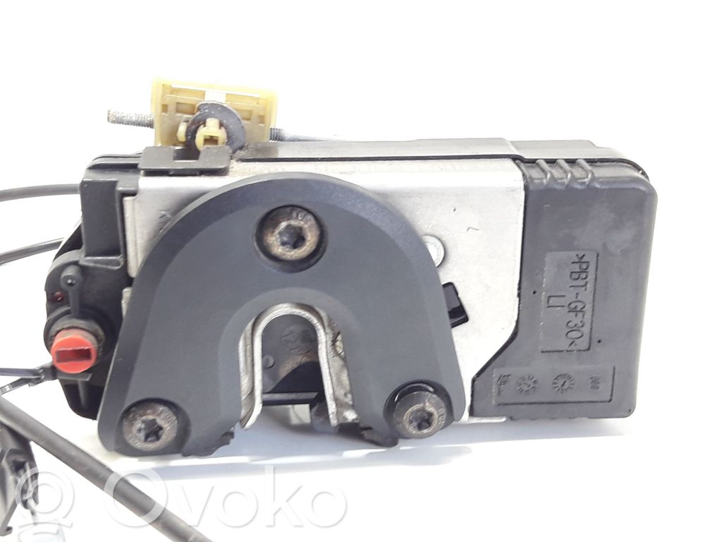 Opel Vectra C Zamek drzwi tylnych 