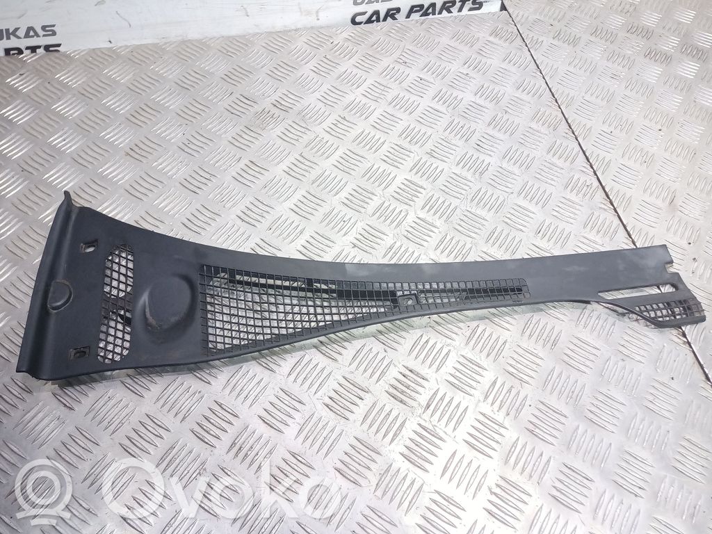 BMW 5 E34 Wiper trim 