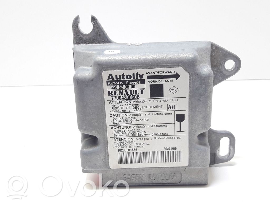 Renault Megane I Airbag control unit/module 