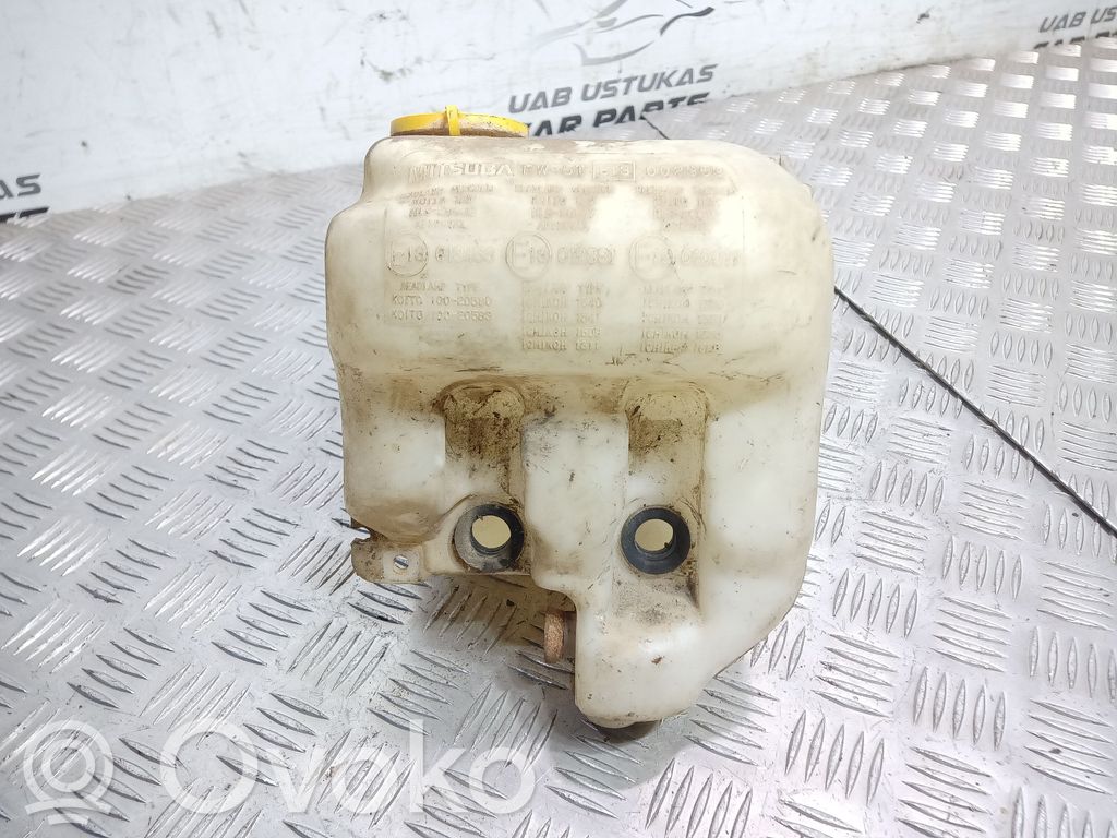 Subaru Forester SF Windshield washer fluid reservoir/tank 