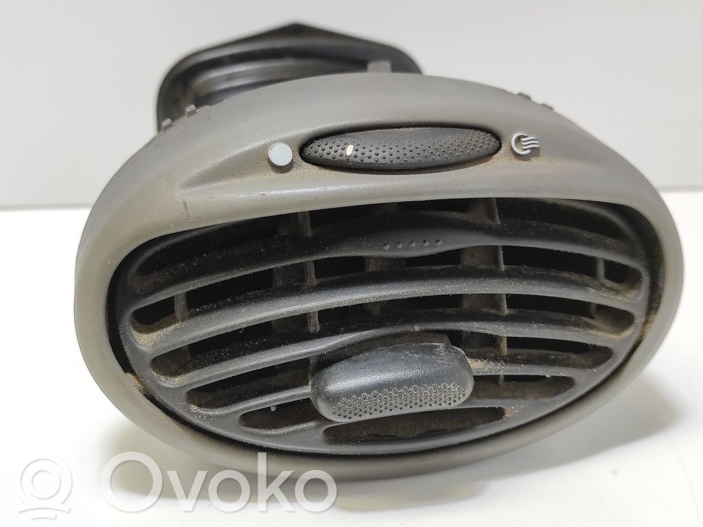 Ford Focus Garniture, panneau de grille d'aération latérale 