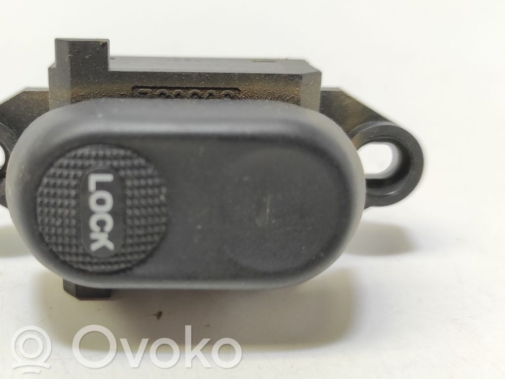 Chrysler PT Cruiser Electric window control switch 