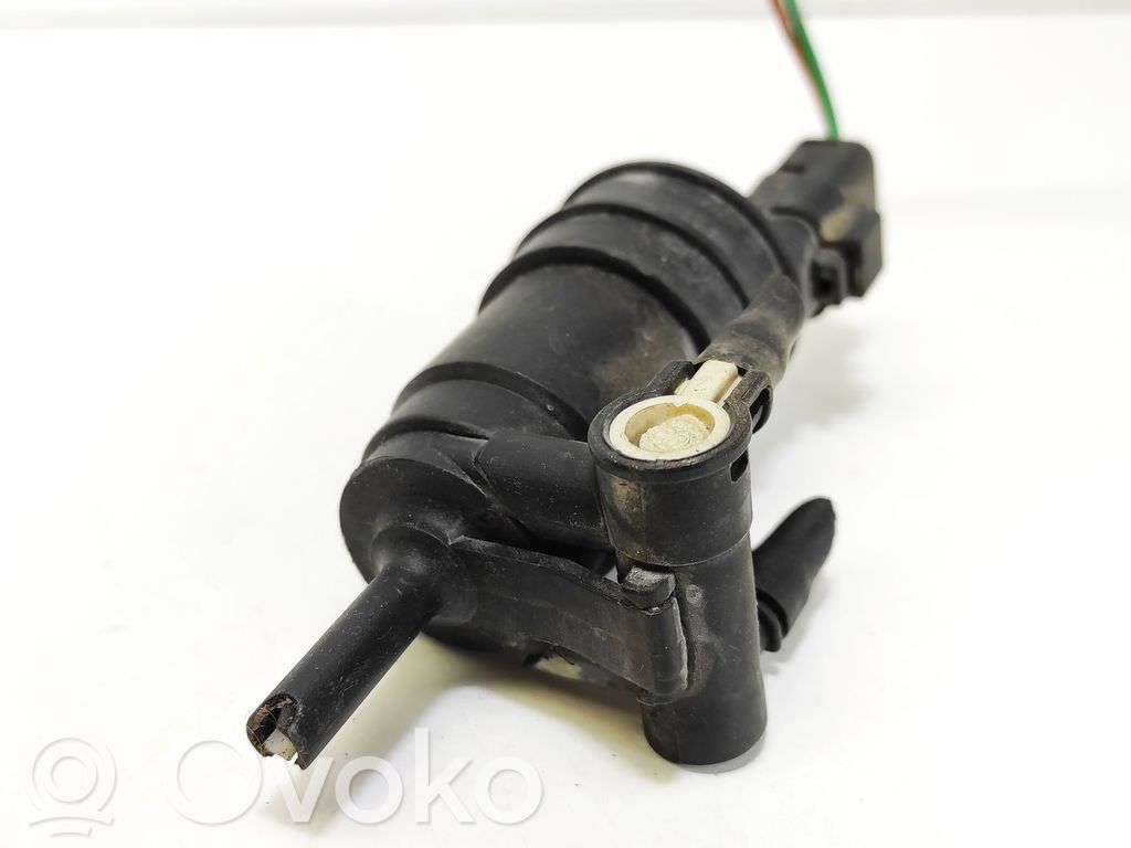Renault Scenic I Windscreen/windshield washer pump 