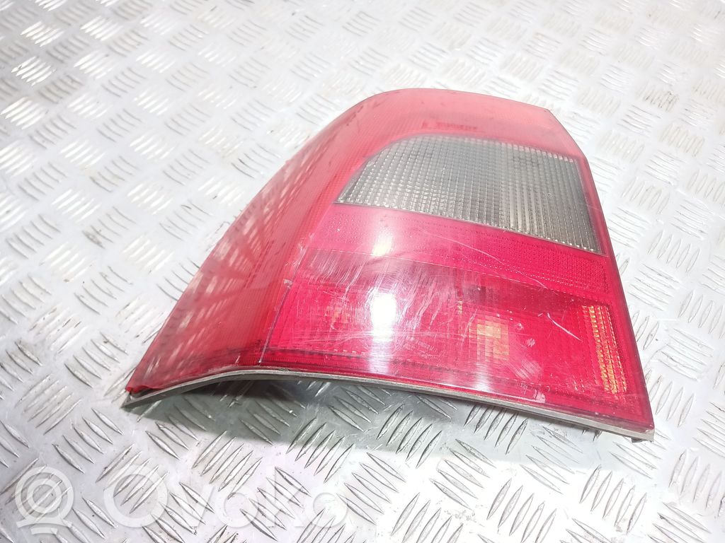 Rear/tail lights
