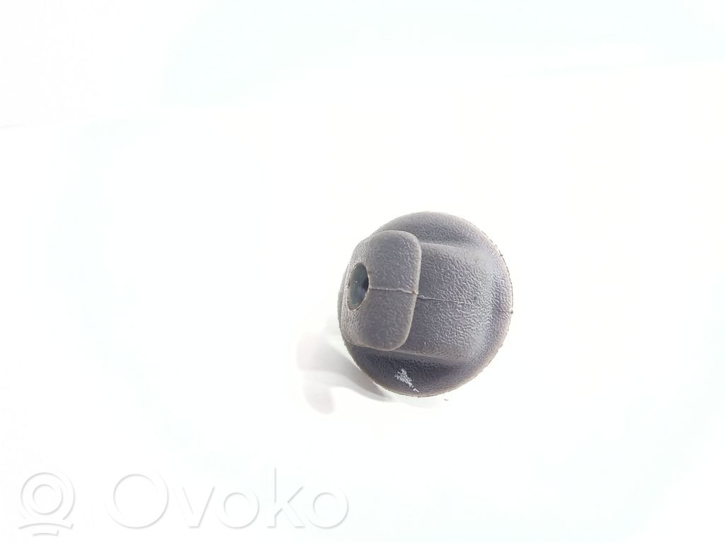 Sun visor clip/hook/bracket