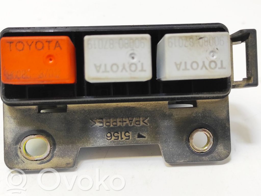 Toyota Corolla E120 E130 Fuse module 