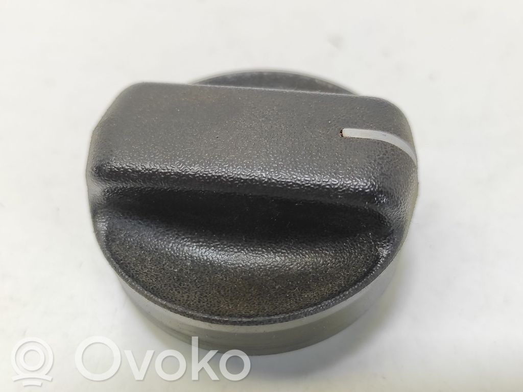 Other switches/knobs/shifts