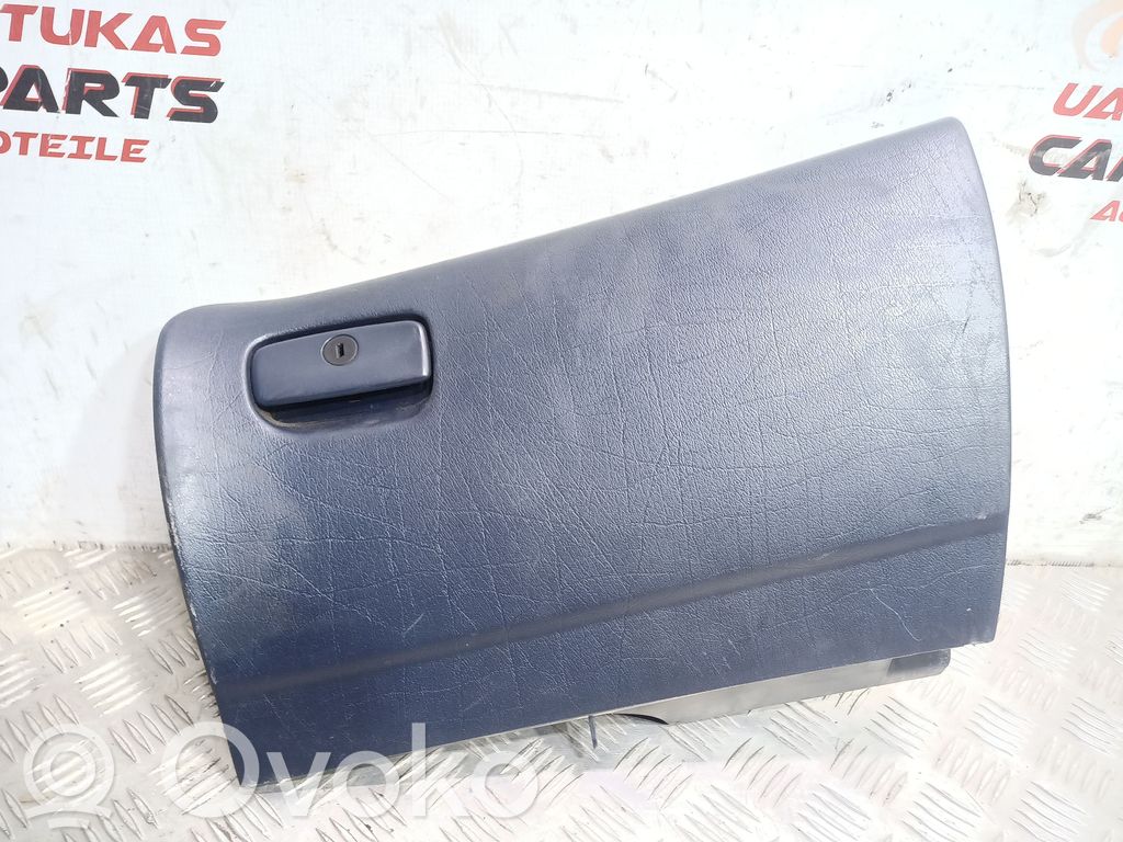 Seat Alhambra (Mk1) Glove box set 