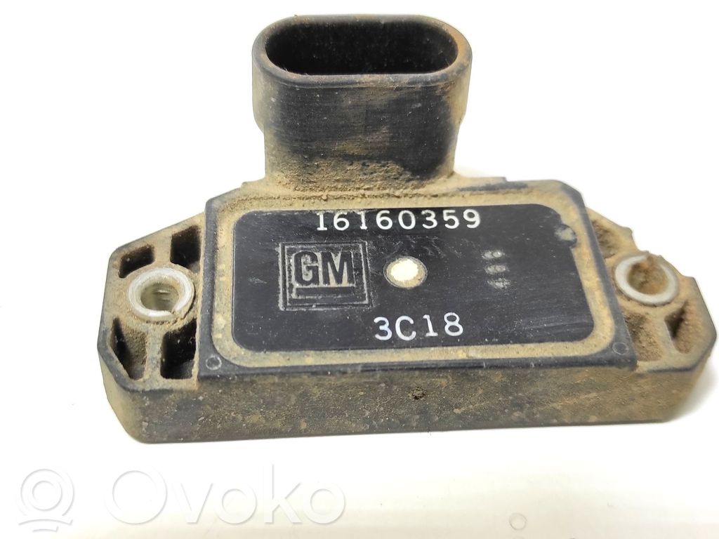 Opel Corsa B Ignition amplifier control unit 
