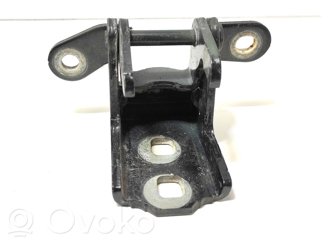 Opel Insignia A Rear door lower hinge 