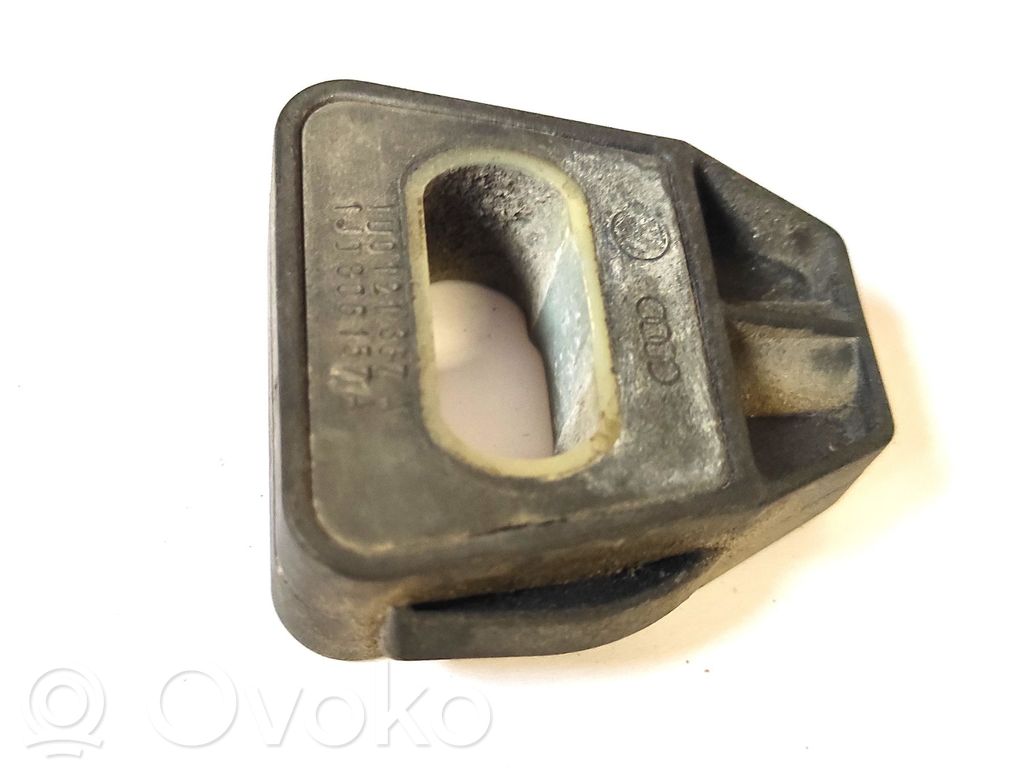 Radiator mount bracket   1J0806157A