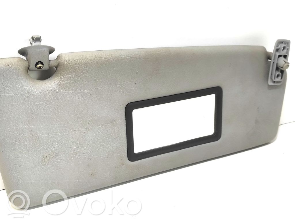 Sun visor