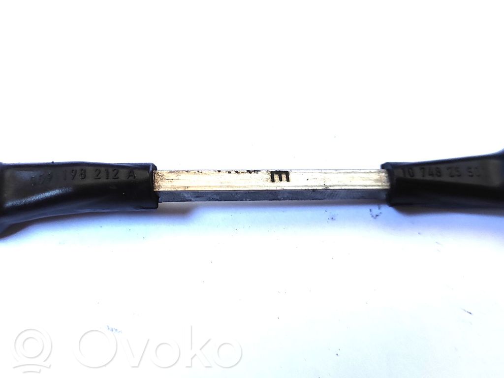Audi A6 S6 C6 4F Other engine bay part 