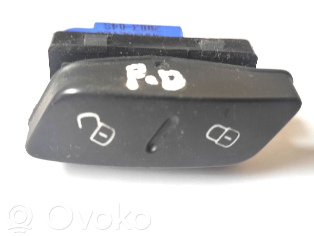 Central locking switch button   3AA962126